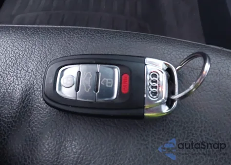 2013 Audi Q5 2.0T Premium from USA, damaged, VIN WA1LFAFP4DA061108